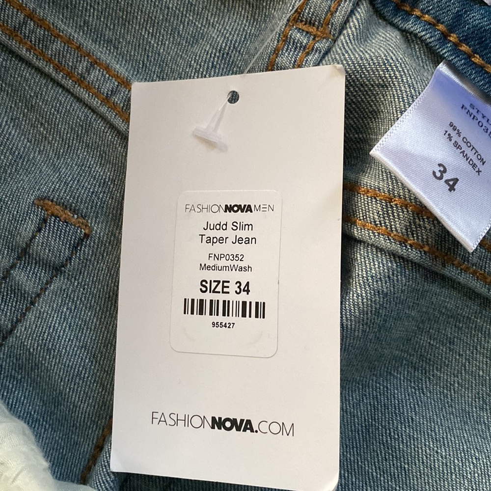 Distressed Jeans - Picture 4 of 4